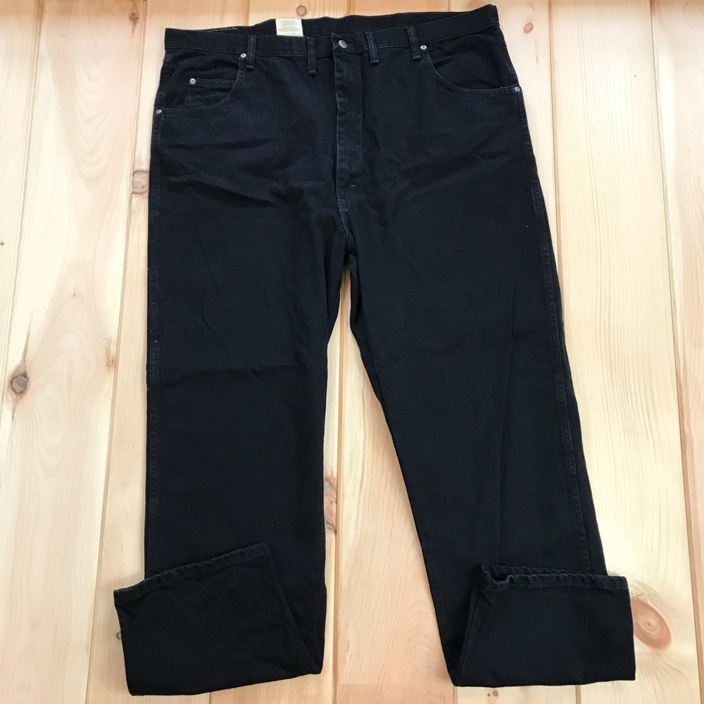 Wrangler Rugged Wear Relaxed Fit Jeans Size 46x34
